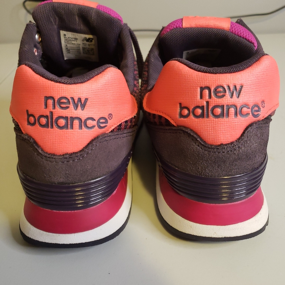 New Balance 574 - Picture 7 of 15
